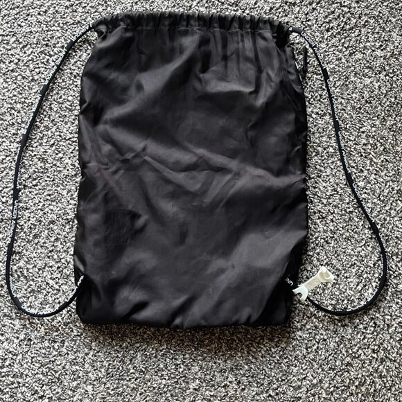 Black Under Armour Drawstring Gym Bag - Picture 3 of 5